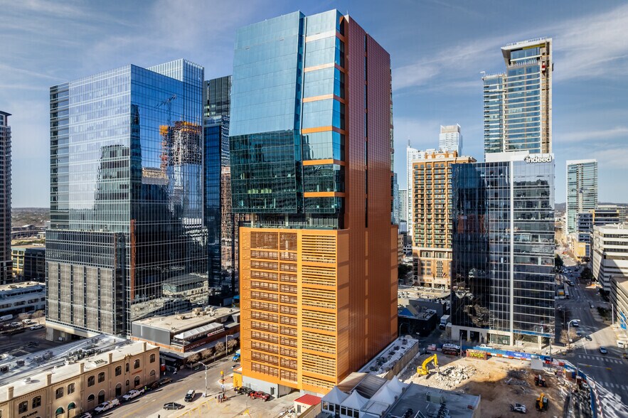 More Photos Of 405 Colorado St, Austin Office For Lease