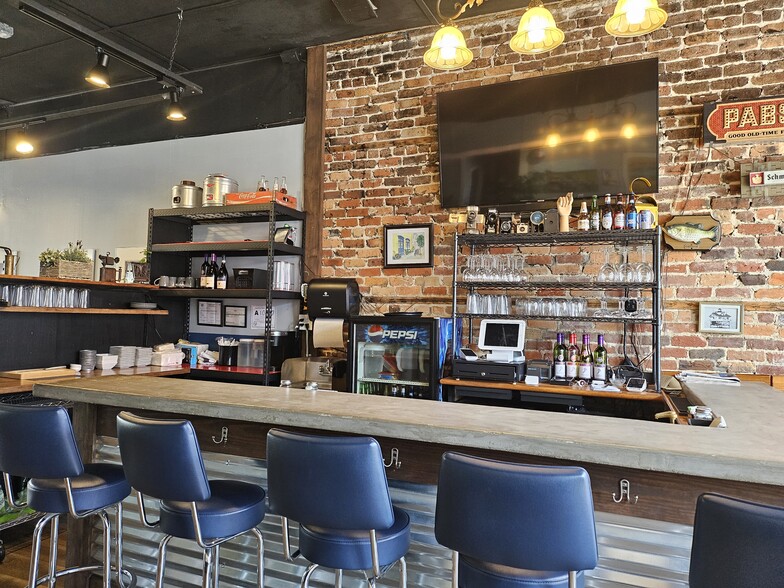 More Photos Of 116 E Water St, Plymouth Restaurant For Sale