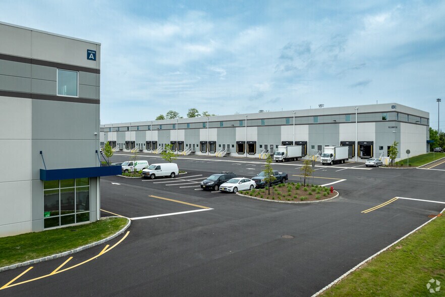 More Photos Of 115 River Rd, Flemington Flex For Lease