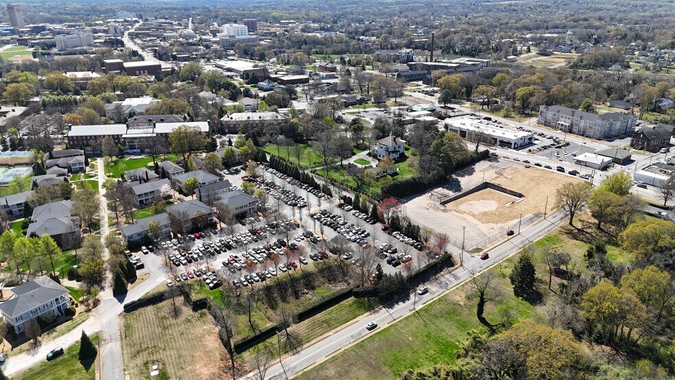 More Photos Of 577 N Church St, Spartanburg Land For Sale