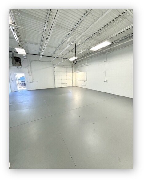 More Photos Of 5265-5272 Tractor Rd, Toledo Unknown For Lease