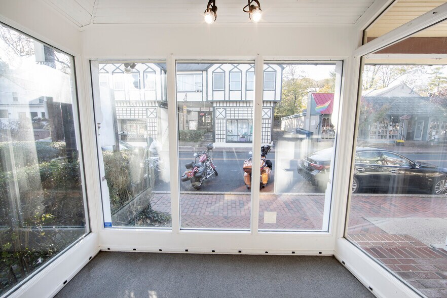 More Photos Of 128 S Main St, New Hope Storefront Retail Office For Sale