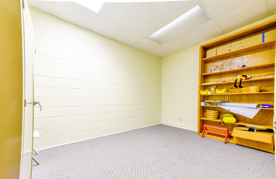 More Photos Of 3901 Raeford Rd, Fayetteville Religious Facility For Lease