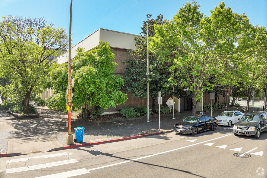 More Photos Of 10 Santa Rosa Ave, Santa Rosa Office For Sale