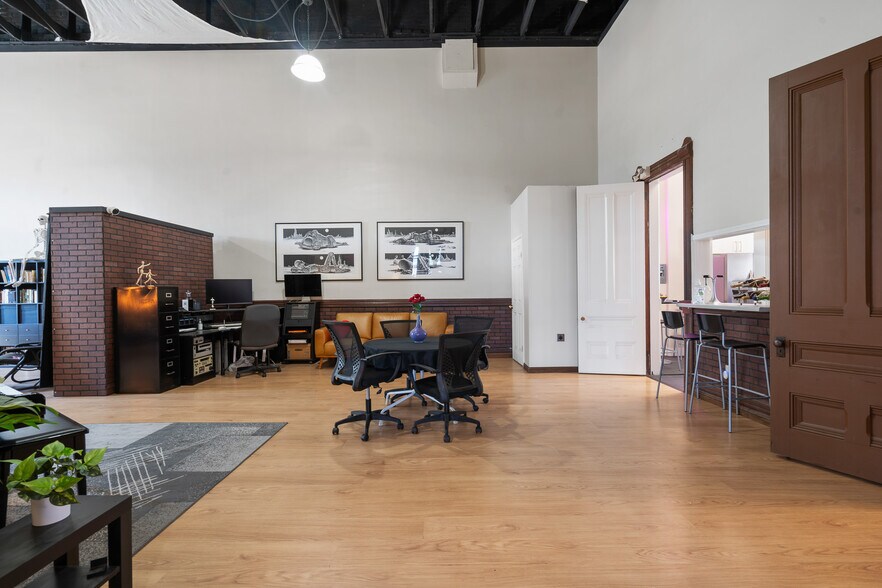 More Photos Of 106 W J St, Benicia Office For Sale
