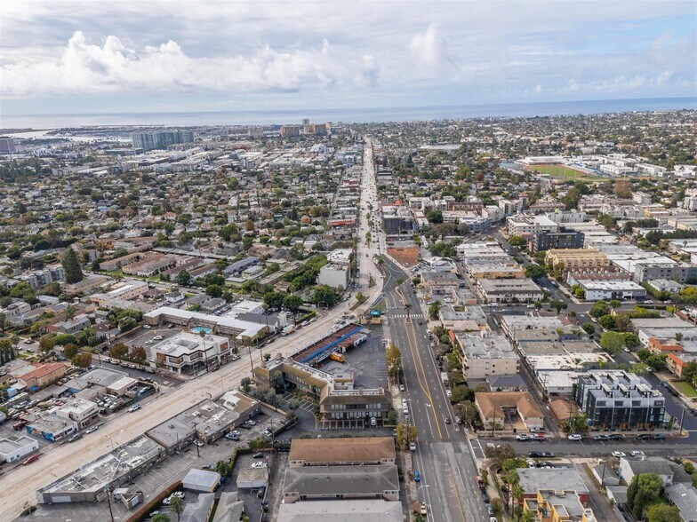 More Photos Of 12592 Washington Pl, Los Angeles Apartments For Sale