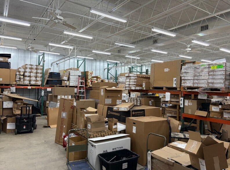 More Photos Of 742-750 W McNab Rd, Fort Lauderdale Showroom For Sale