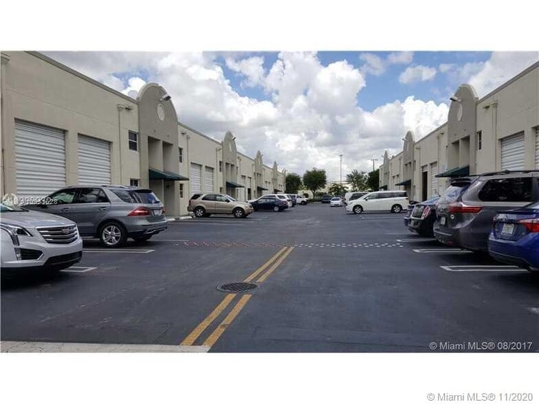 Primary Photo Of 5930 NW 99th Ave, Miami Light Distribution For Lease