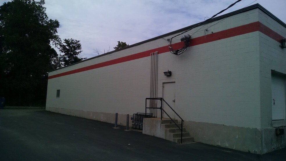 More Photos Of 72 Cedar Hill St, Marlborough Manufacturing For Lease