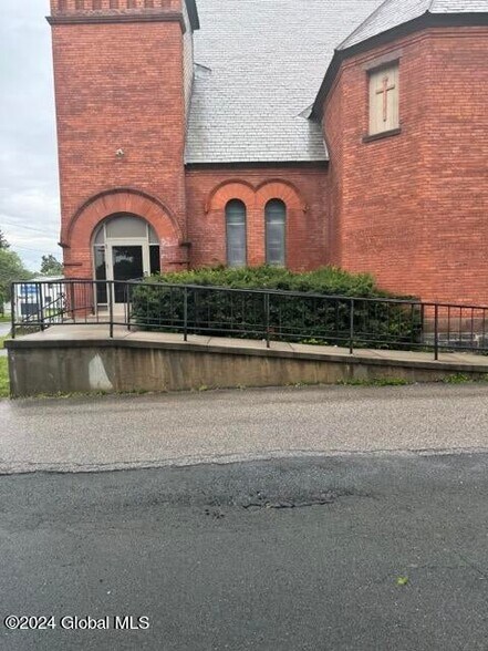 More Photos Of 130 Main St, Hoosick Falls Religious Facility For Sale