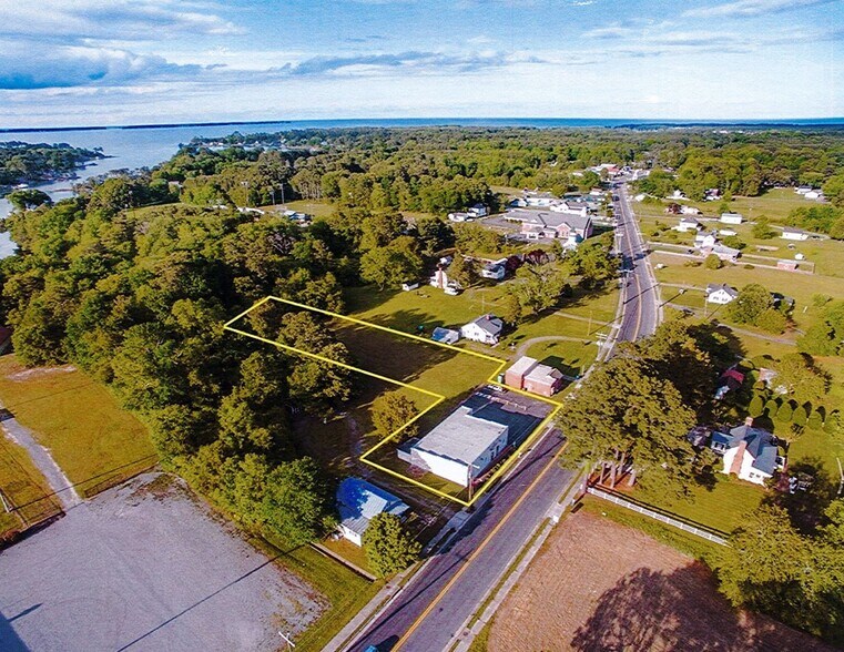 More Photos Of 16945 General Puller Hwy, Deltaville Office For Sale