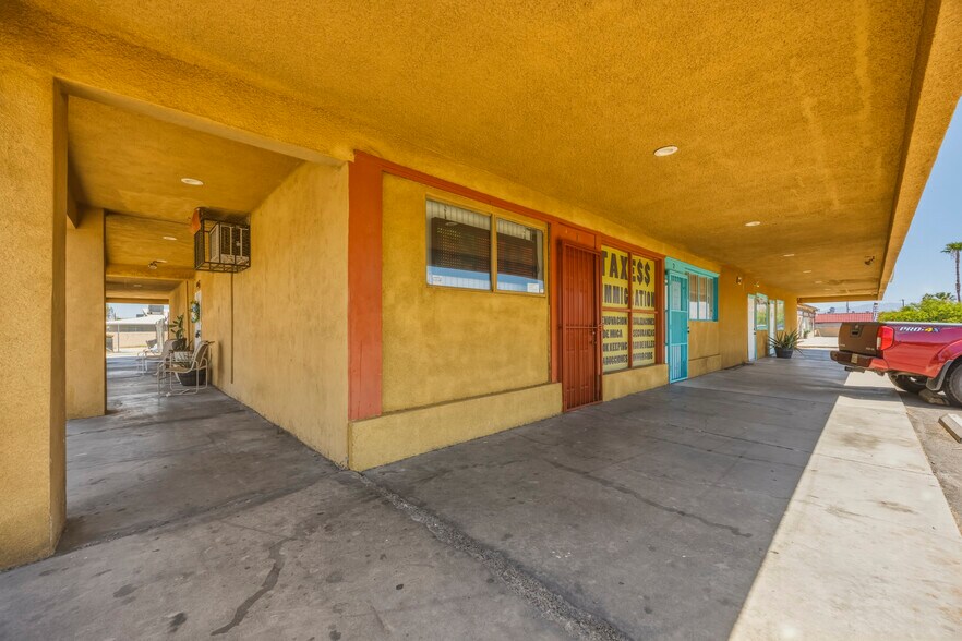 More Photos Of 51704 Cesar Chavez St, Coachella Apartments For Sale