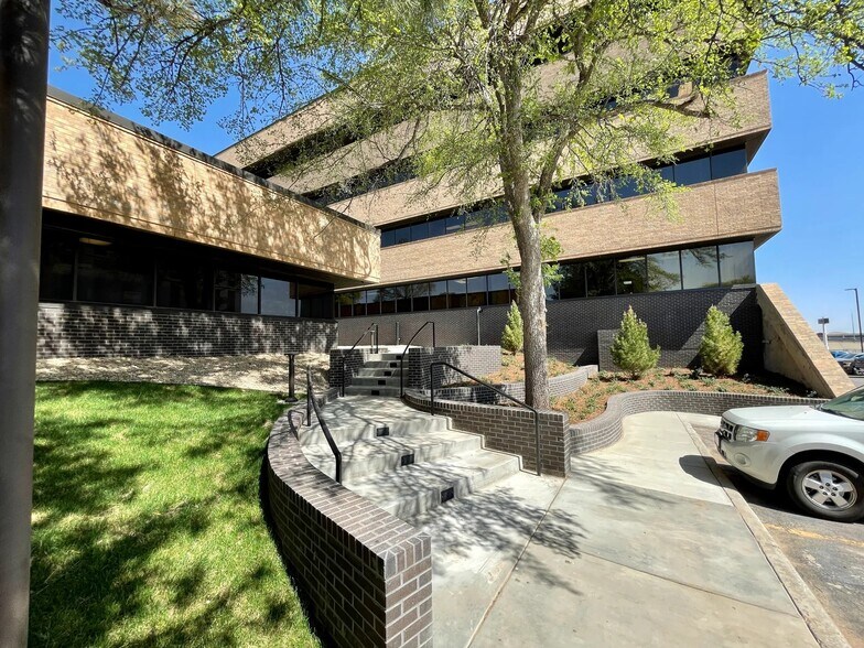 More Photos Of 1616 S Kentucky St, Amarillo Unknown For Lease