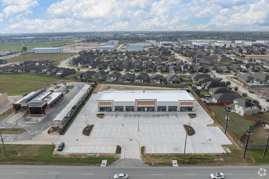 More Photos Of 23151 Clay Rd, Katy Storefront For Lease