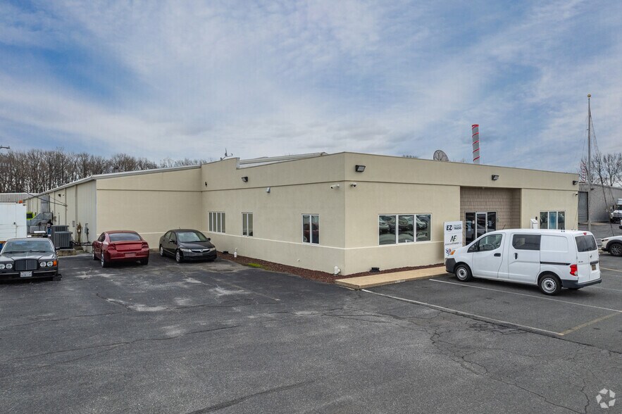 Primary Photo Of 17573 S Dupont Hwy, Harrington Warehouse For Lease