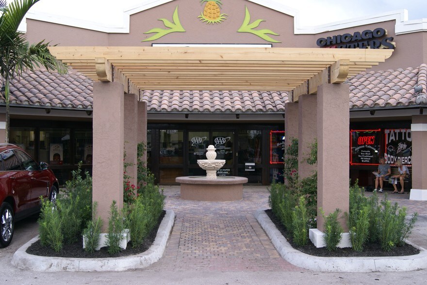 More Photos Of 1638 SE Federal Hwy, Stuart Unknown For Lease