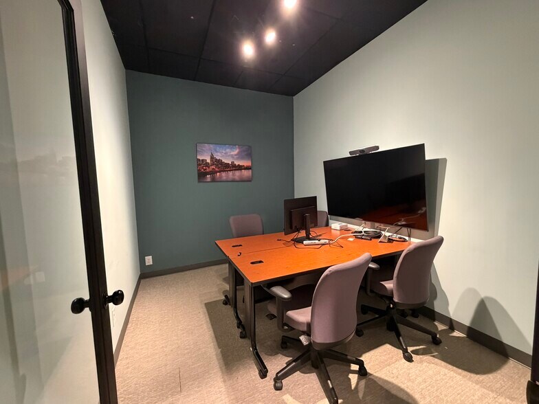 More Photos Of 1110 Appleton Dr, Nashville Light Distribution For Lease