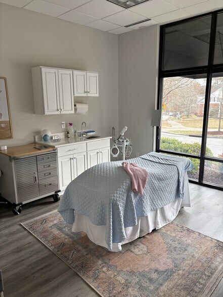 More Photos Of 301 Kildaire Rd, Chapel Hill Medical For Sale