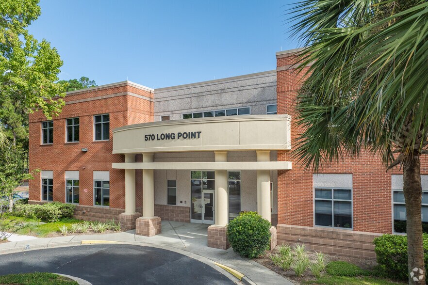 More Photos Of 570 Long Point Rd, Mount Pleasant Medical For Lease