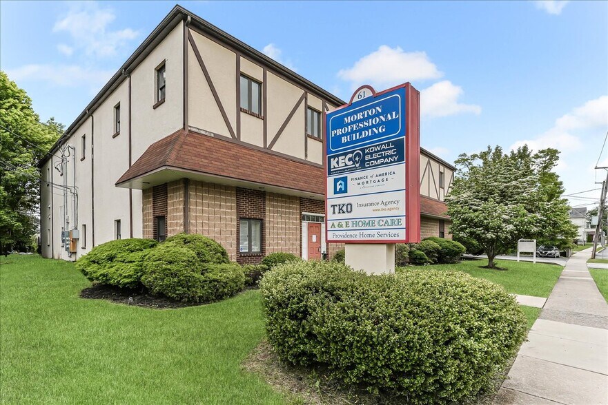 Primary Photo Of 61 S Morton Ave, Morton Medical For Sale