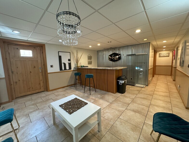 More Photos Of 7706 S Locust St, Midvale Office For Sale