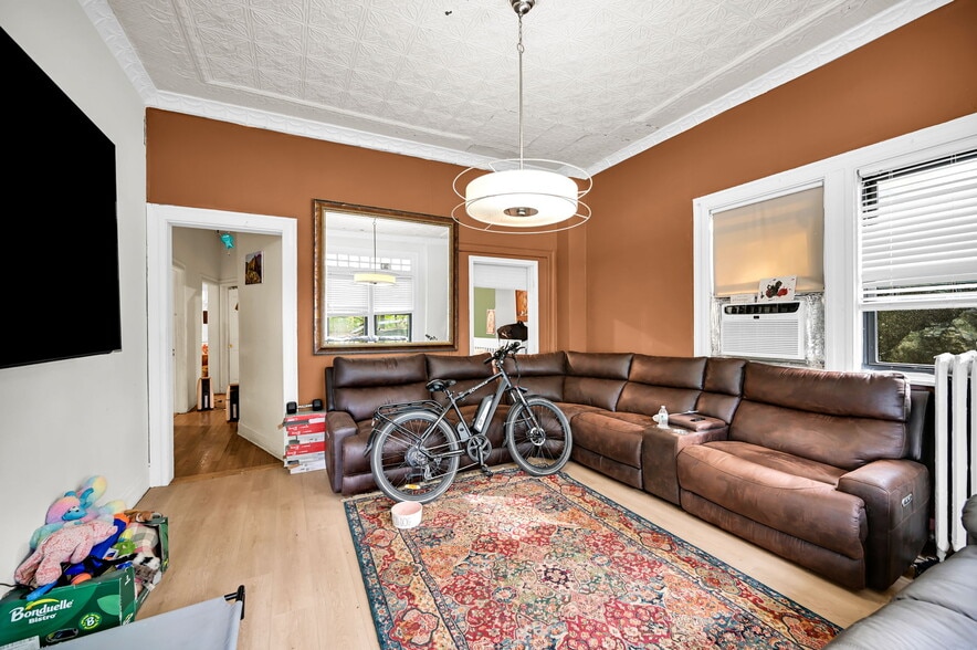 More Photos Of 1 Riverside Dr, Sleepy Hollow Village Apartments For Sale