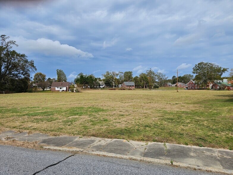 More Photos Of 314 Jackson Ave, Greenwood Land For Sale