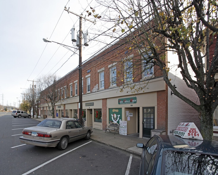 More Photos Of 23-35 Tokeneke Rd, Darien Unknown For Lease