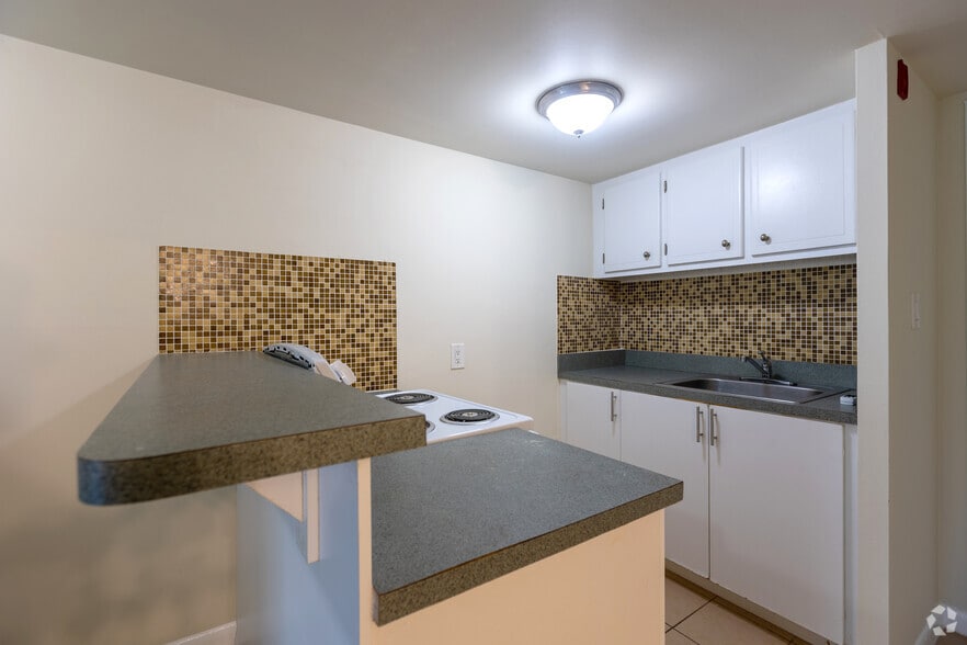 More Photos Of 750-770 NE 195th St, Miami Apartments For Sale