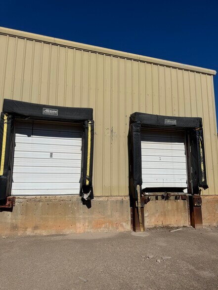 More Photos Of 8716 SE 15th St, Oklahoma City Distribution For Sale