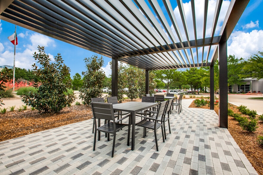 More Photos Of 6100 Tennyson Pky, Plano Unknown For Lease