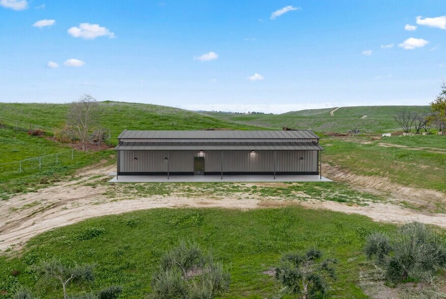 More Photos Of 41309 Avenida Biona, Temecula Winery Vineyard For Sale