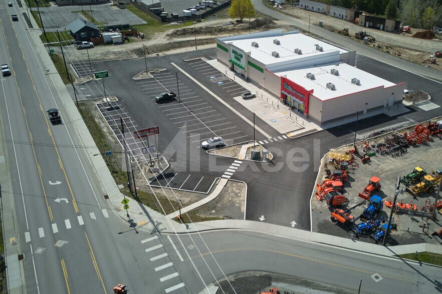 More Photos Of 6600-6610 Main St st, Bonners Ferry Freestanding For Sale