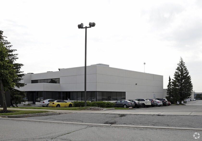 More Photos Of 2320 Bristol Cir, Oakville Light Distribution For Lease