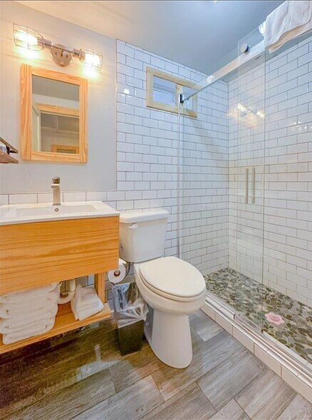 More Photos Of , Eureka Springs Unknown For Sale