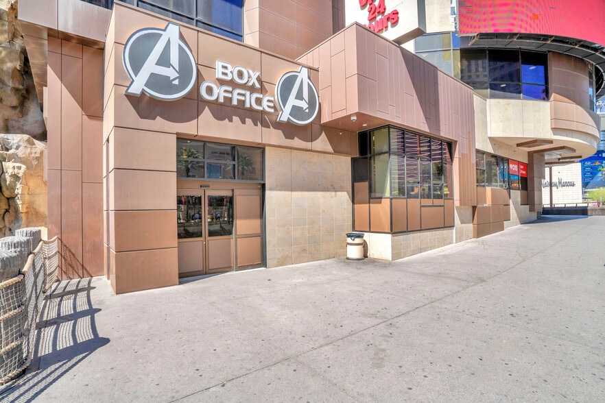 More Photos Of 3300 S Las Vegas Blvd, Las Vegas Hotel For Lease