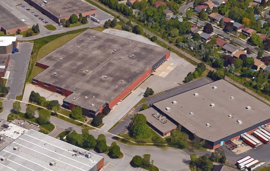 More Photos Of 7 Rimini Mews, Mississauga Warehouse For Lease