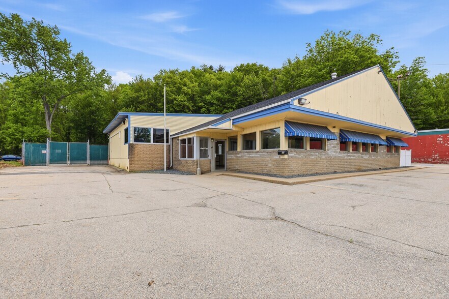 More Photos Of 25 Manchester St, Concord General Retail For Lease