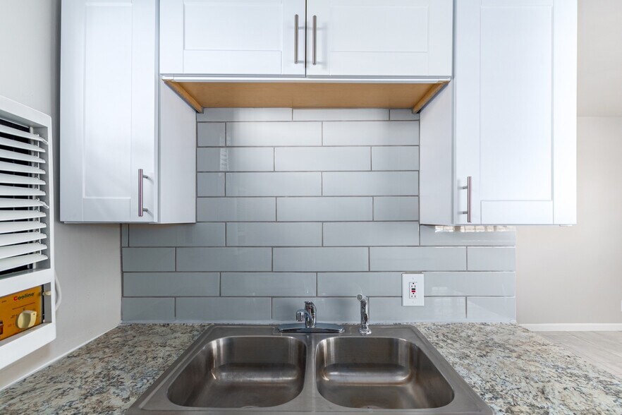 More Photos Of 120 E 33rd St, Tucson Apartments For Sale