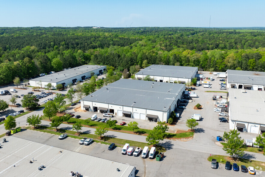 More Photos Of 3201 Wellington Ct, Raleigh Warehouse For Lease