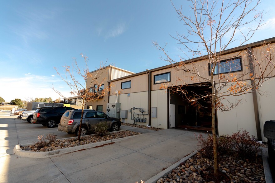 More Photos Of 3000 Airport Dr, Erie Light Manufacturing For Sale