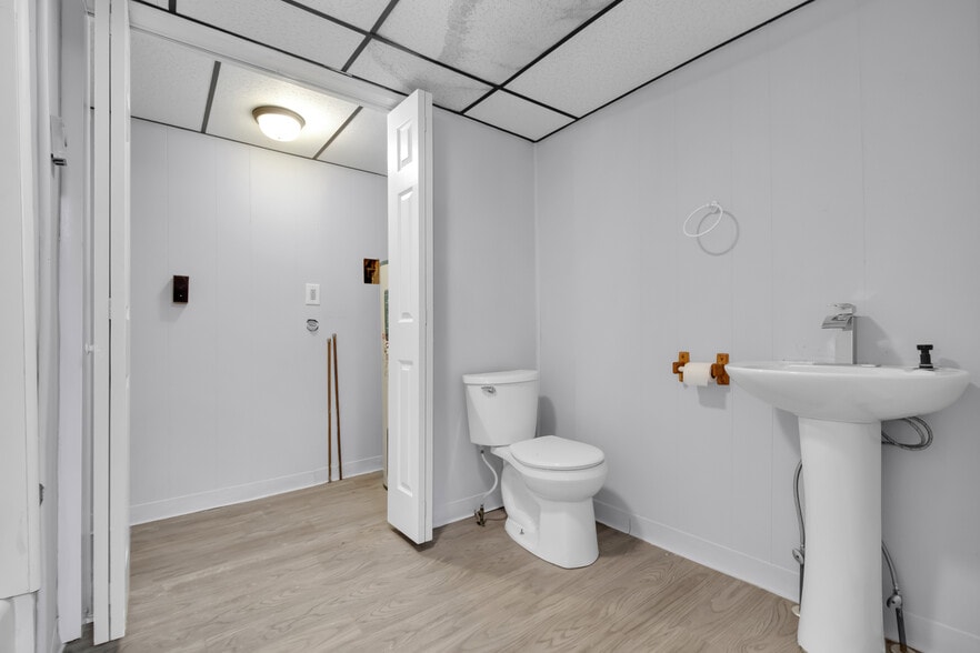 More Photos Of 52 W Ludlow St, Summit Hill Apartments For Sale