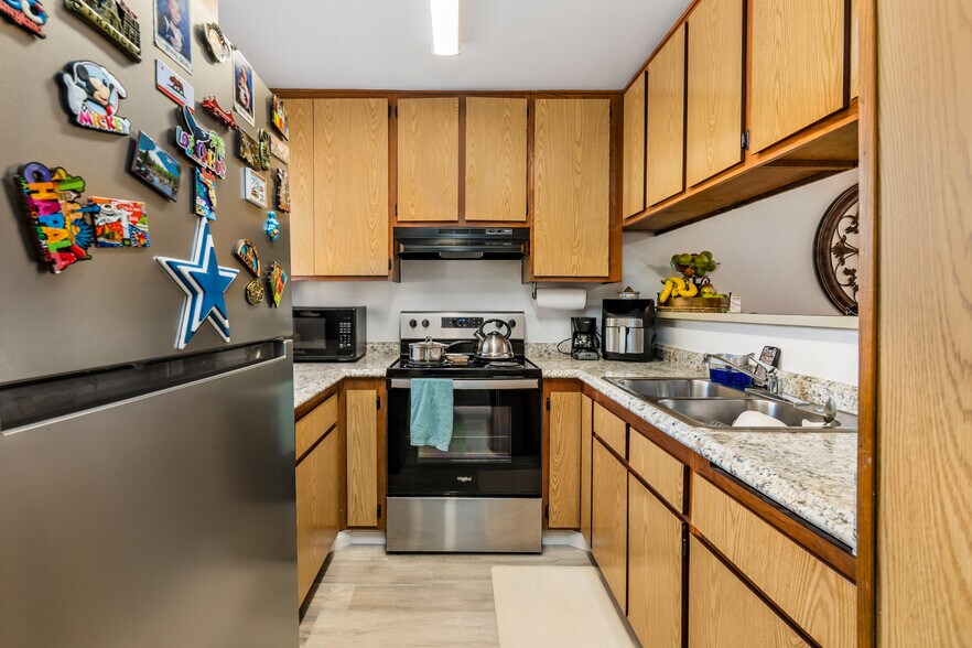 More Photos Of 321 Tremont St, Avalon Apartments For Sale