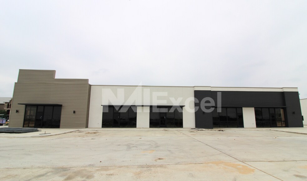 More Photos Of 9179 FM 78, Converse Storefront For Lease