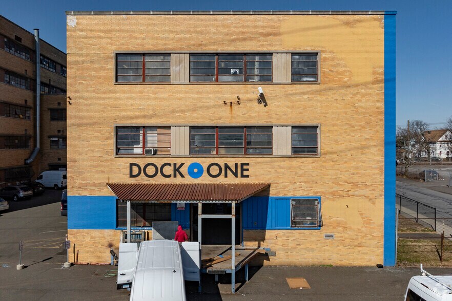 More Photos Of 480 Barnum Ave, Bridgeport Warehouse For Lease