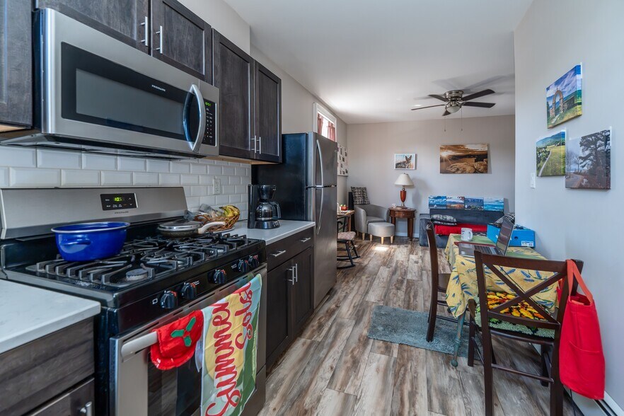 More Photos Of 666 Broadway, Kingston Storefront Retail Residential For Sale
