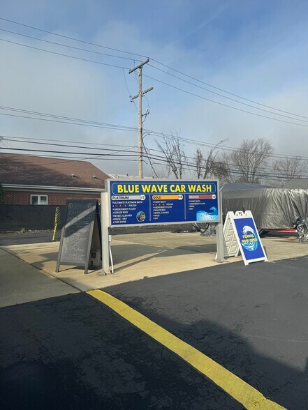 More Photos Of 35481 Harper Ave, Clinton Township Carwash For Sale