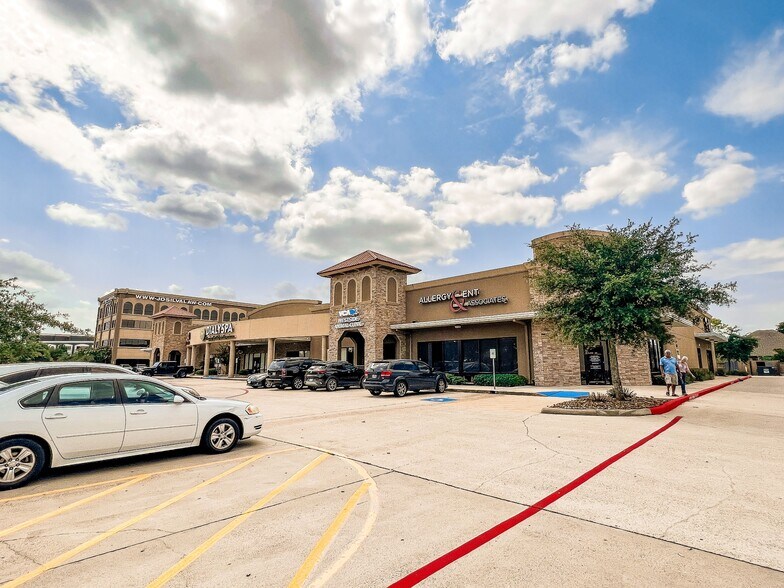 More Photos Of 9223 Broadway St, Pearland Storefront Retail Office For Sale