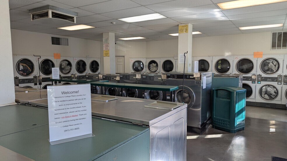 More Photos Of 204 SE 12th St, College Place Apartments For Sale