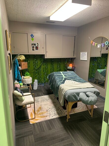 More Photos Of 5300 N Meridian Ave, Oklahoma City Medical For Lease